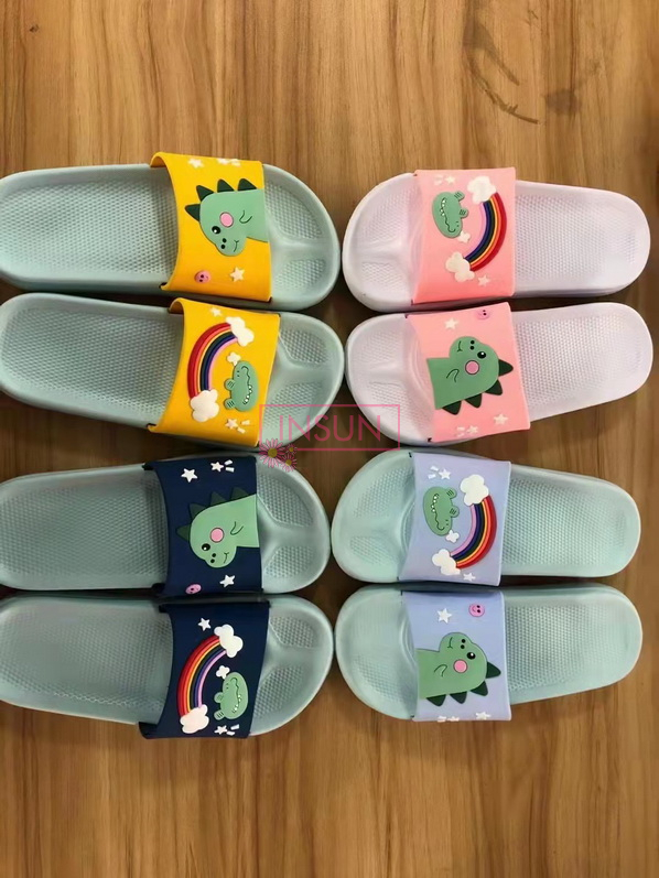 INJECTION CHILD SLIPPERS