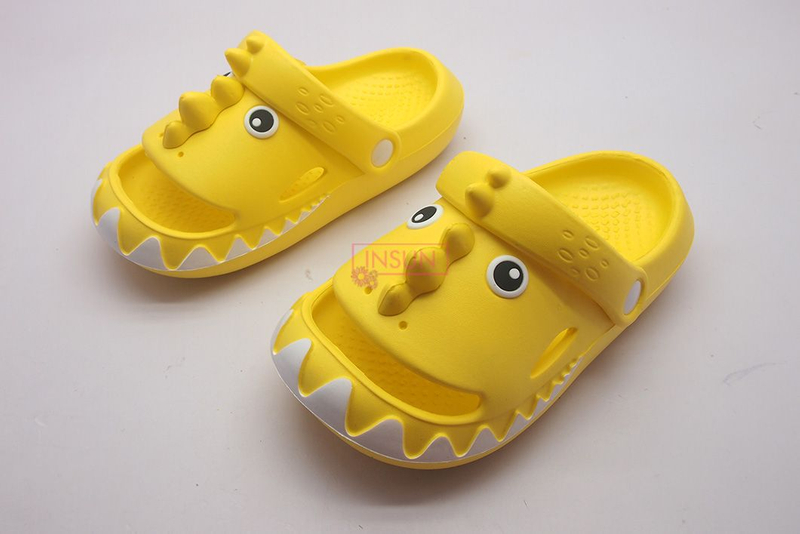 CLOGS