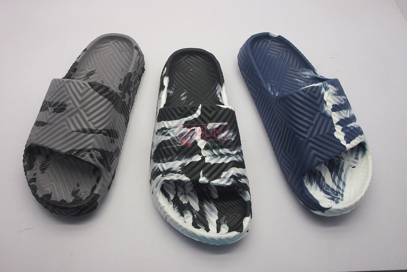 INJECTION SLIDE SLIPPERS