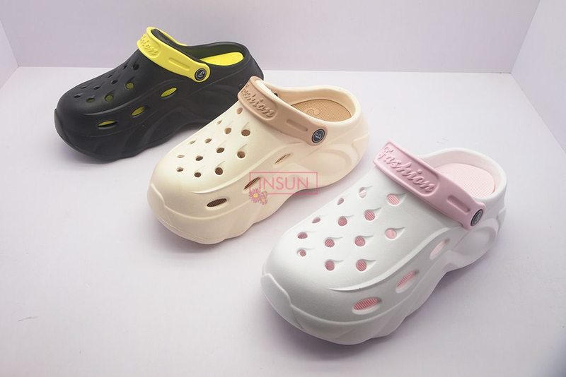 CLOGS