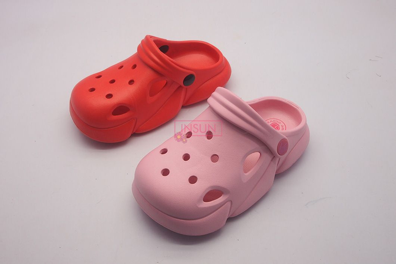 CLOGS