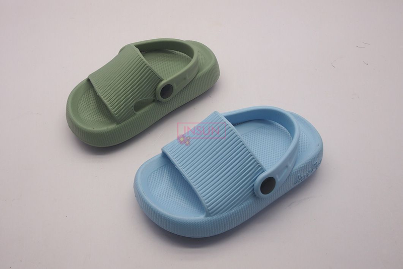 INJECTION SLIDE SLIPPERS