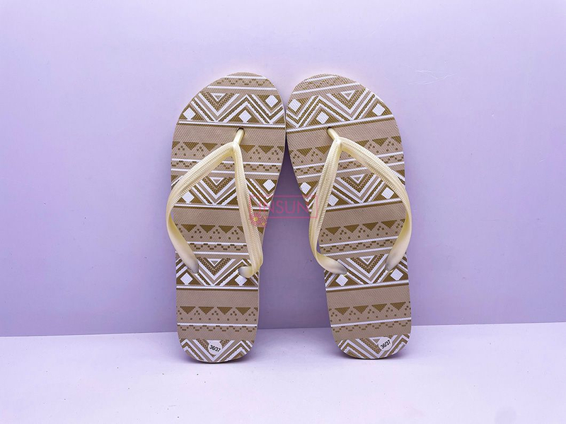 FLIP FLOPS