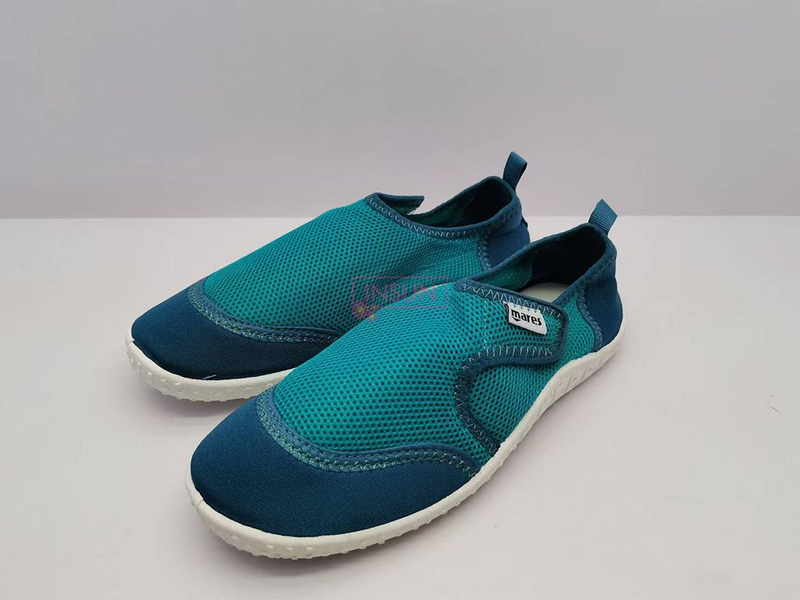 AQUA SHOES