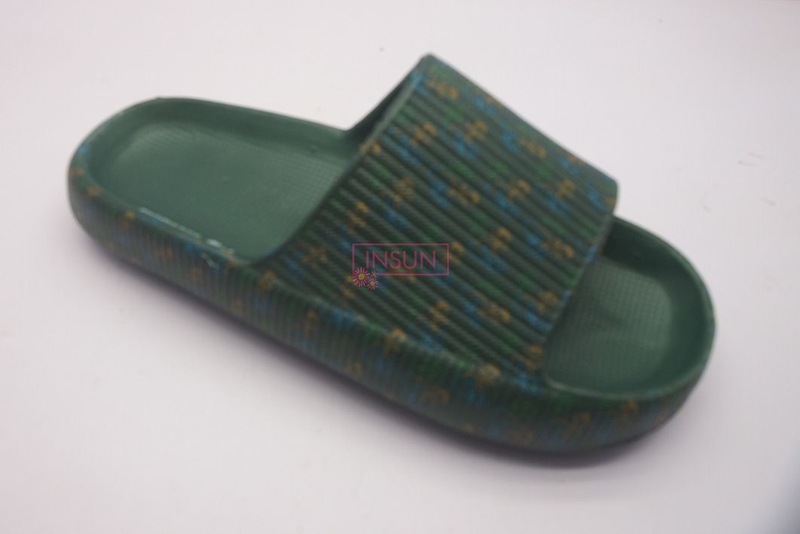 INJECTION SLIDE SLIPPERS