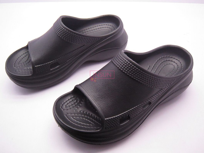 INJECTION SLIDE SLIPPERS