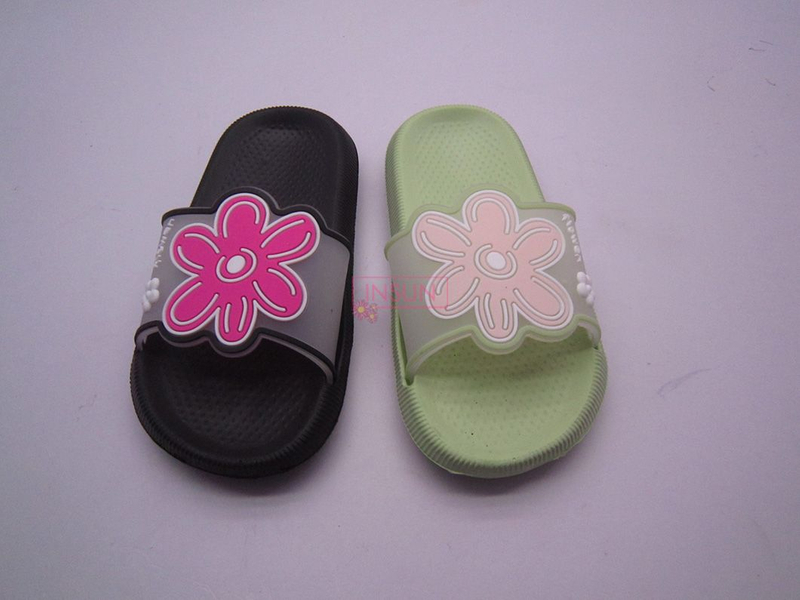 INJECTION SLIDE SLIPPERS