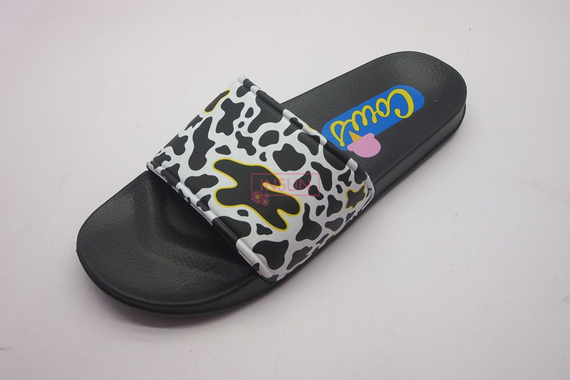 INJECTION SLIDE SLIPPERS