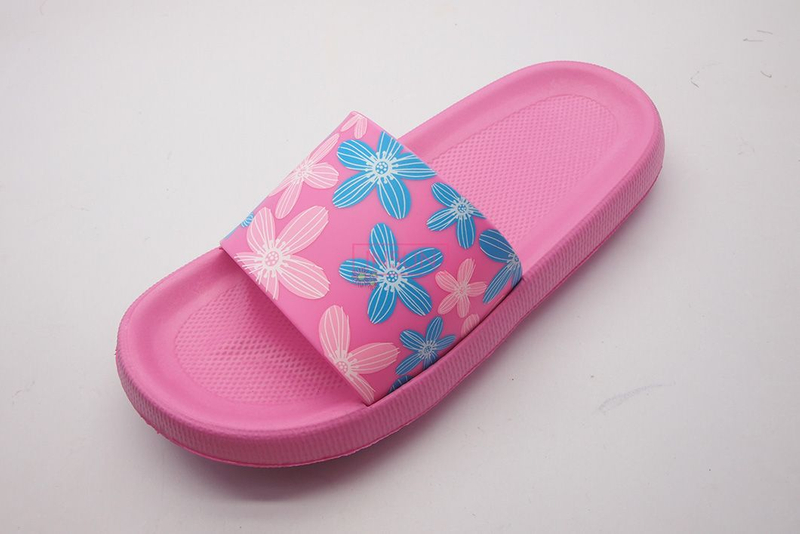 INJECTION SLIDE SLIPPERS