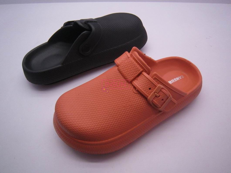 WOMEN CLOG