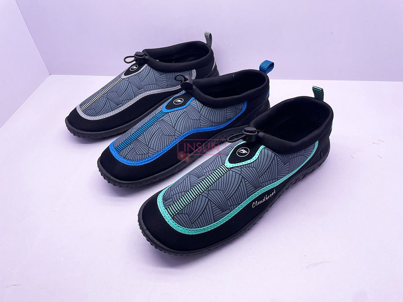 AQUA SHOES