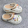WOMAN CLOGS