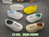 CHILD CLOGS