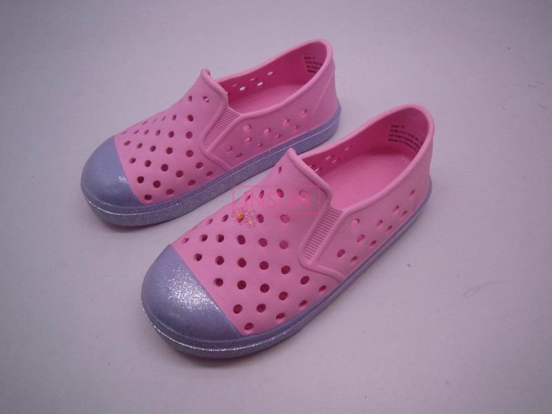 CHILD CLOGS