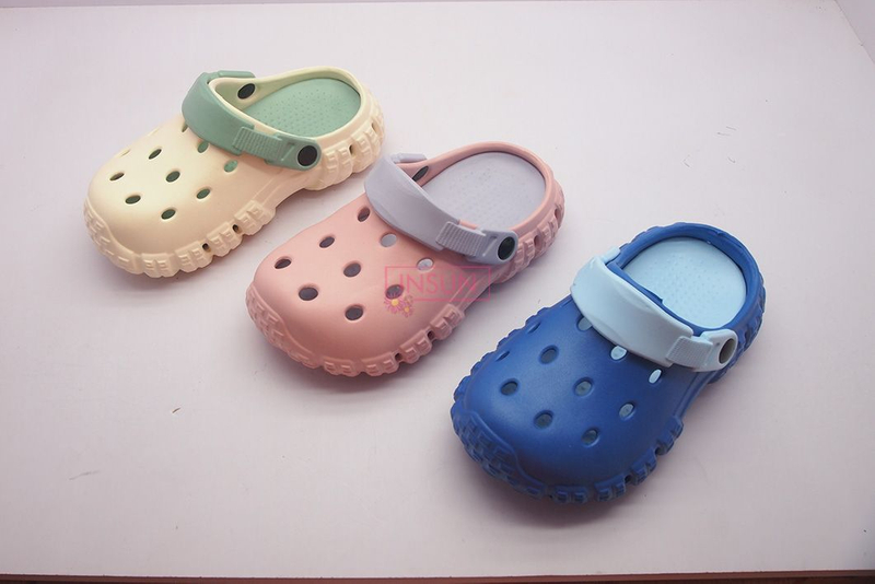 CLOGS