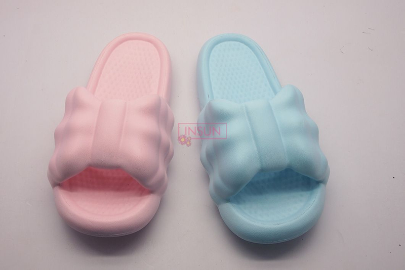 INJECTION SLIDE SLIPPERS