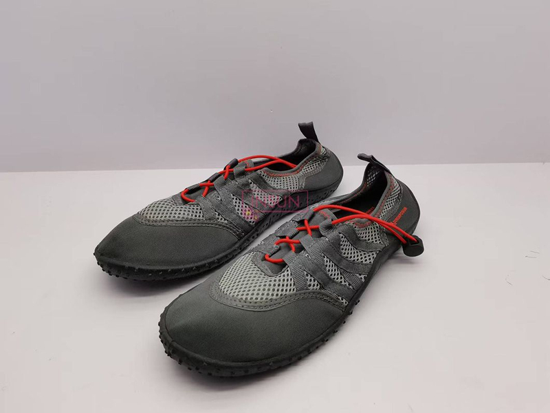 AQUA SHOES