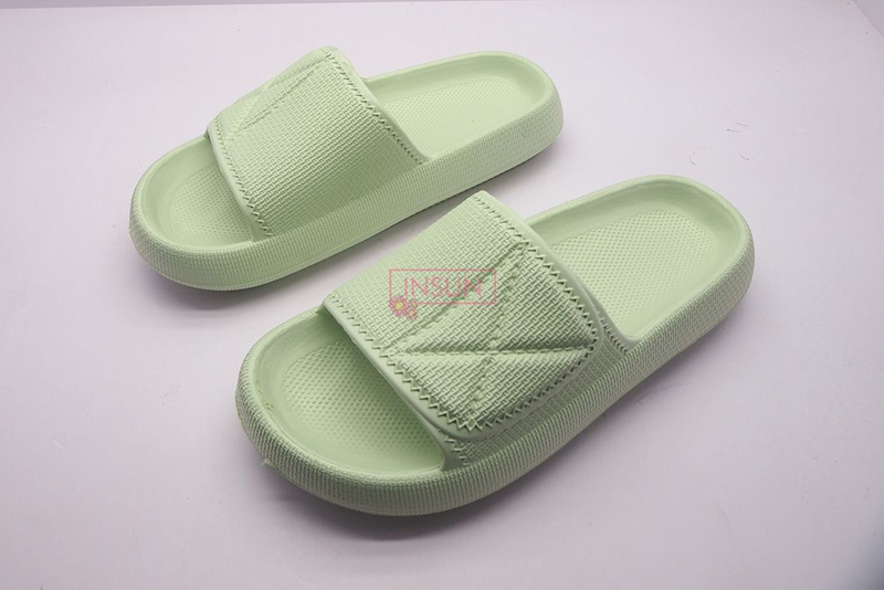 INJECTION SLIDE SLIPPERS