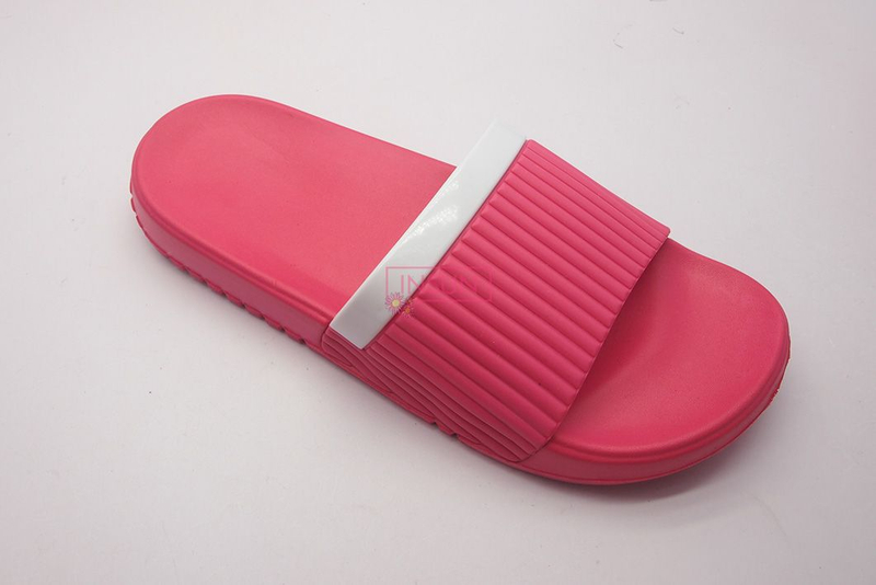 INJECTION SLIDE SLIPPERS