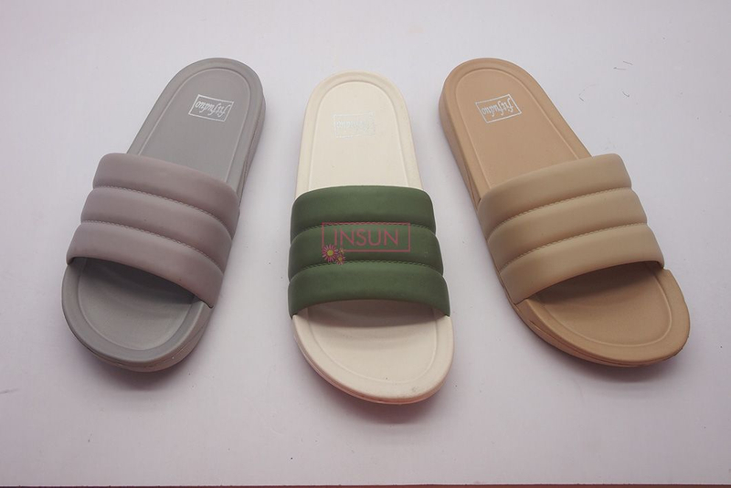 INJECTION SLIDE SLIPPERS