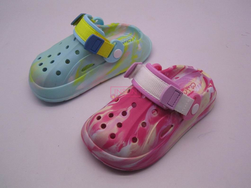 CHILD CLOG