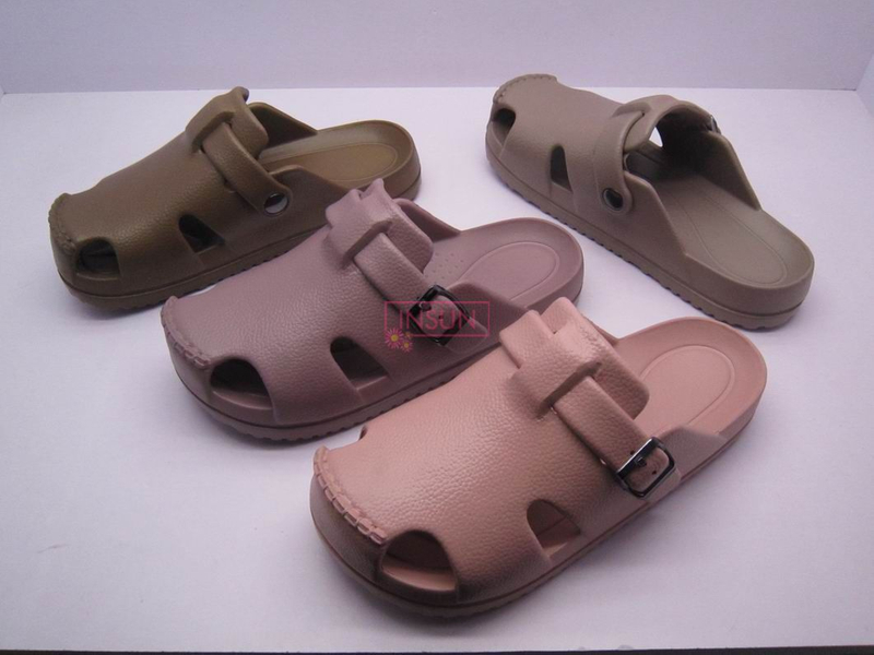 WOMEN CLOG