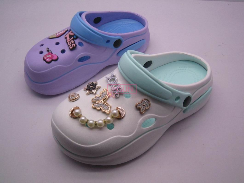 WOMEN CLOG