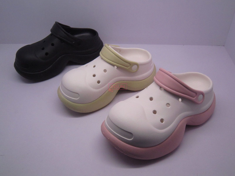 WOMEN CLOG