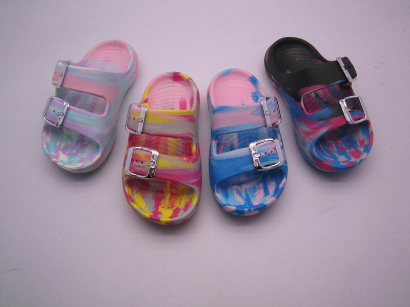 INJECTION SLIDE CHLID SLIPPERS