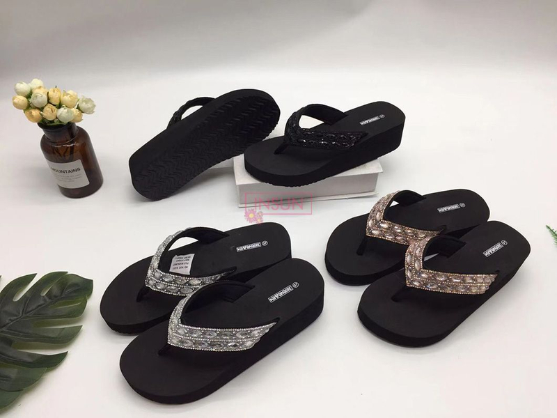 EVA SLIPPERS