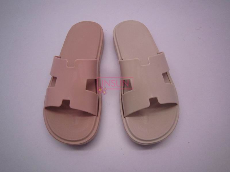 WOMEN SEPERATE INJECTION