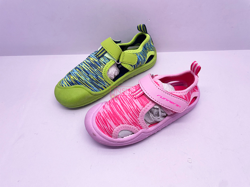 AQUA SHOES