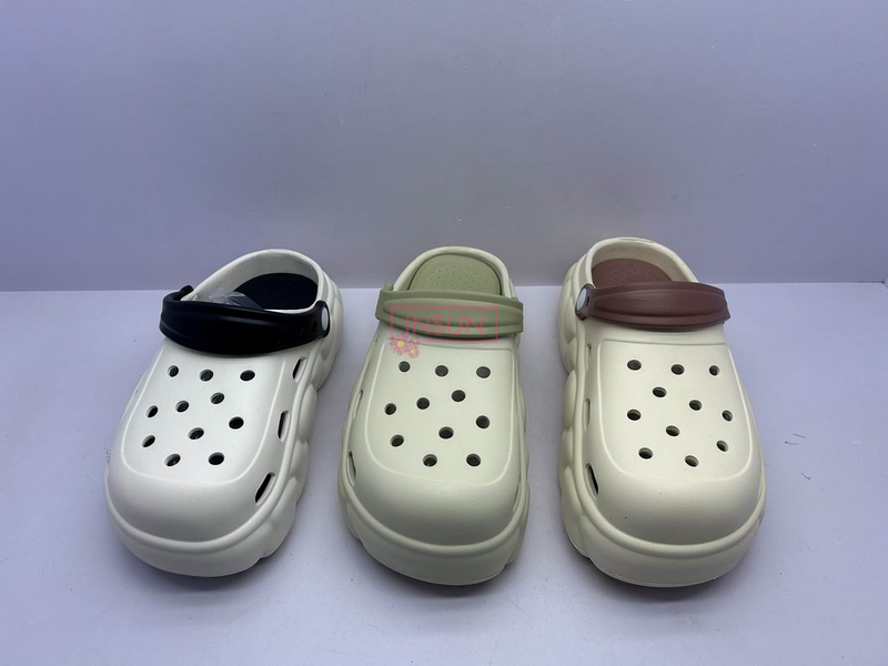 WOMEN CLOG