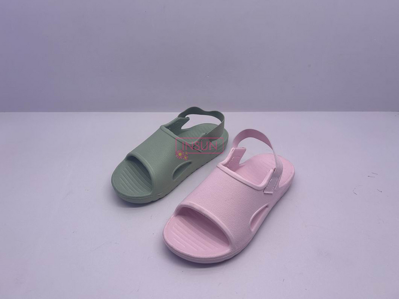 INJECTION SLIDE CHLID SLIPPERS