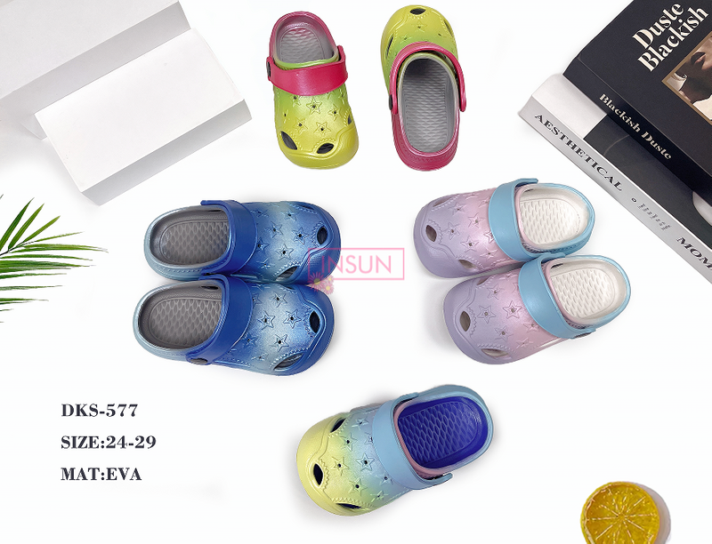 CHILD CLOGS