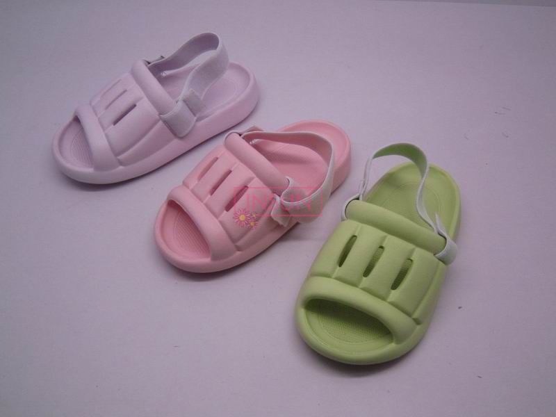 INJECTION SLIDE SLIPPERS