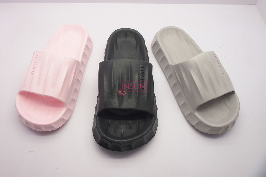 INJECTION SLIDE SLIPPERS