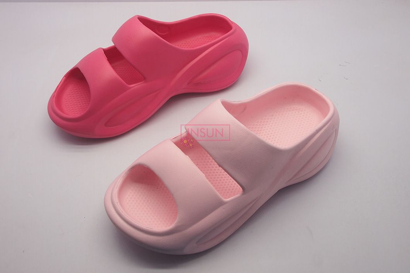 INJECTION SLIDE SLIPPERS