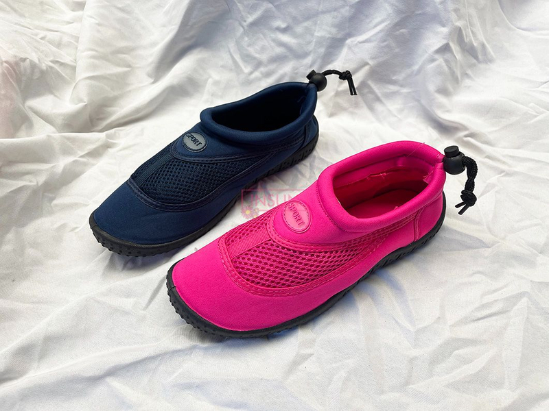 AQUA SHOES