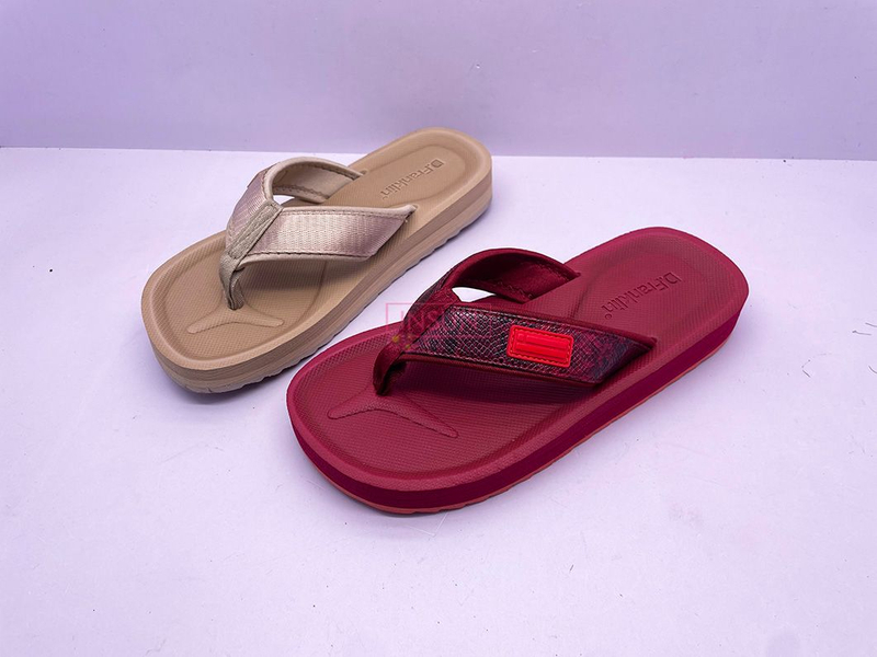 EVA SLIPPERS