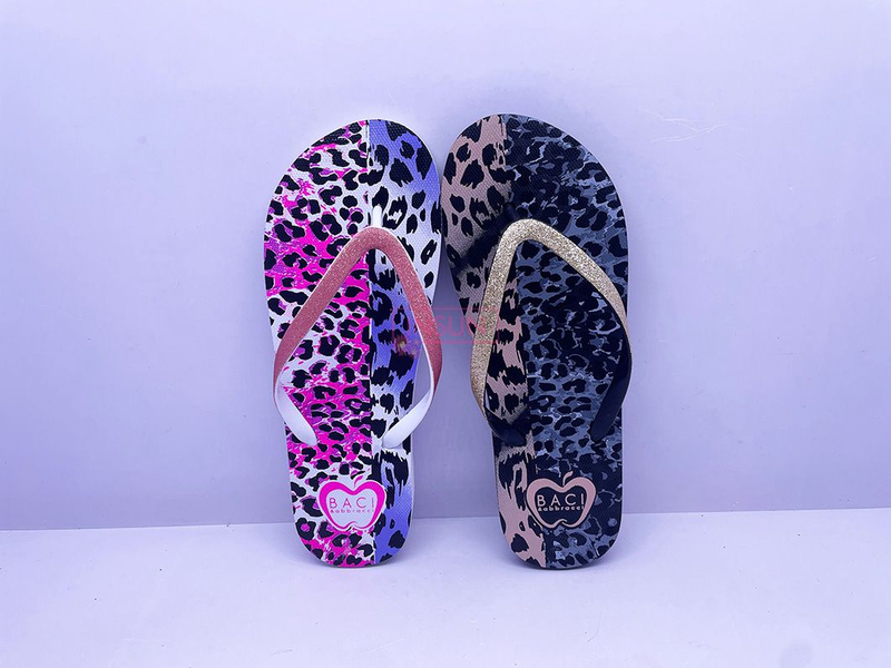 FLIP FLOPS