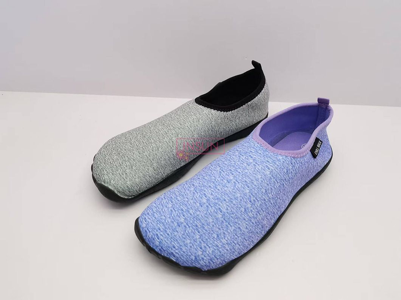 AQUA SHOES