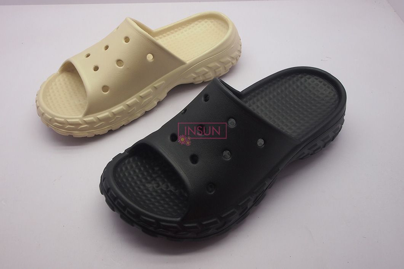 INJECTION SLIDE SLIPPERS