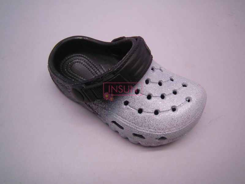 CHILD CLOG