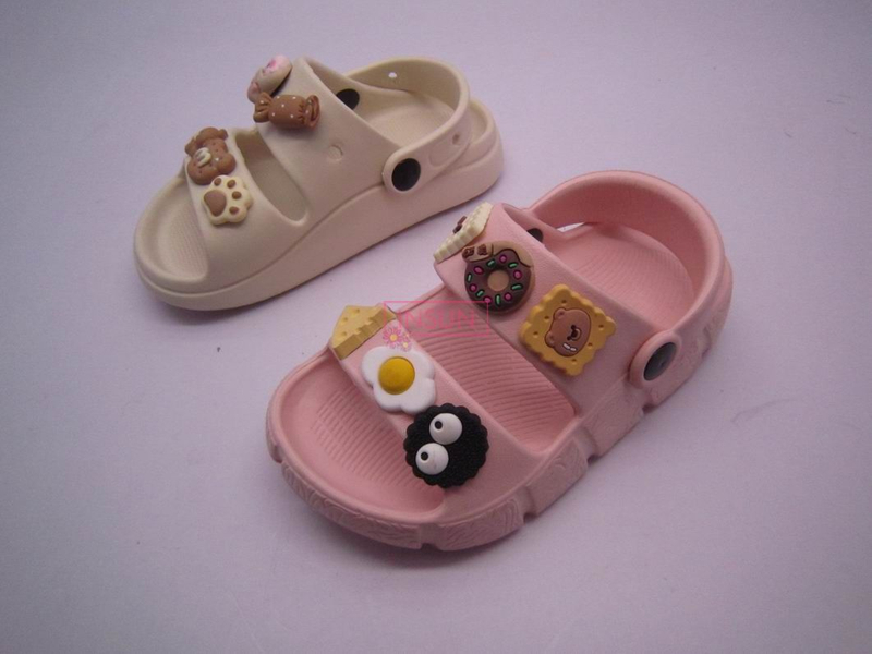 CHILD CLOG