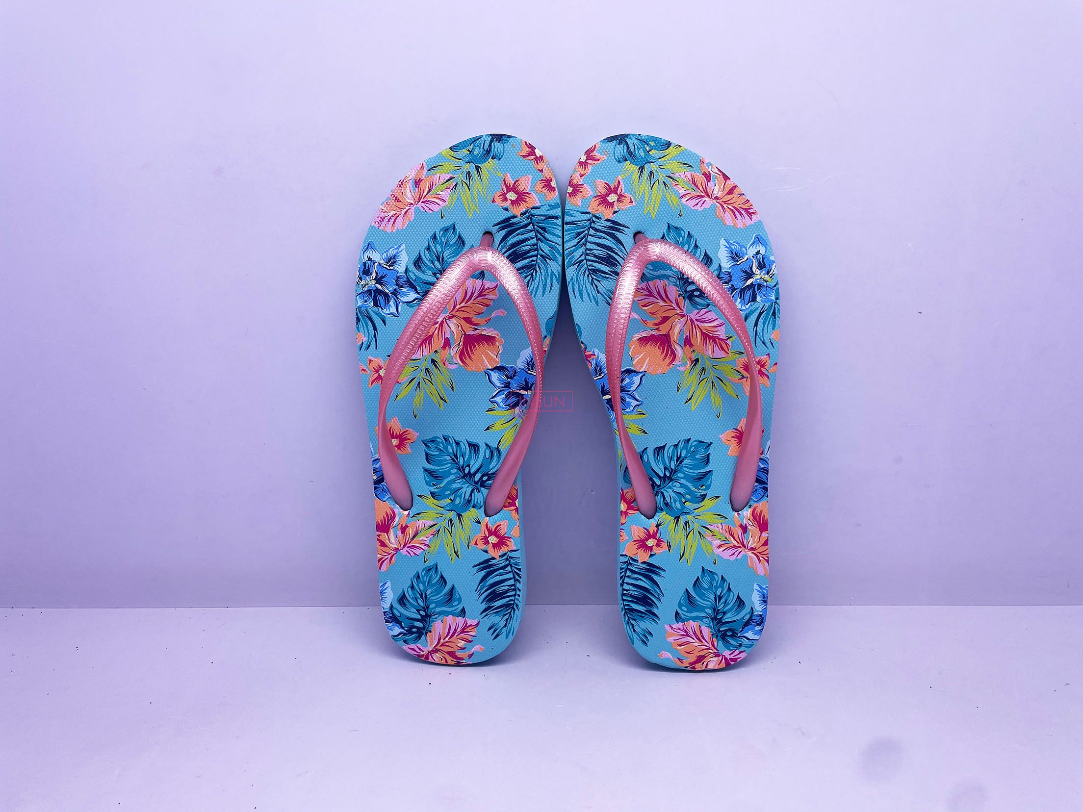 FLIP FLOPS