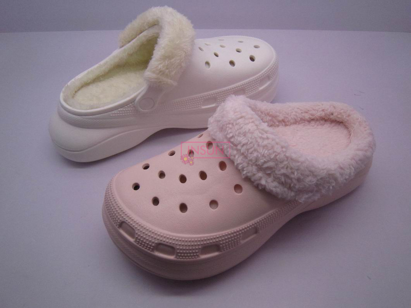 FUR SLIPPERS