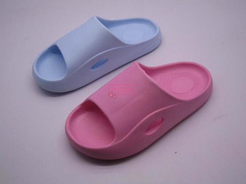INJECTION SLIDE CHLID SLIPPERS