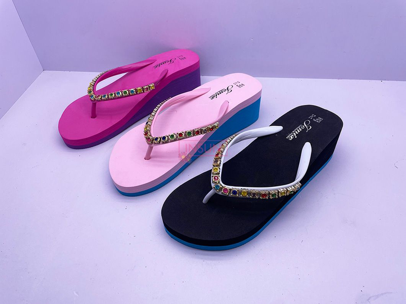 EVA SLIPPERS