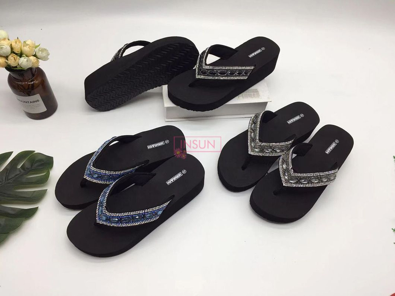 EVA SLIPPERS
